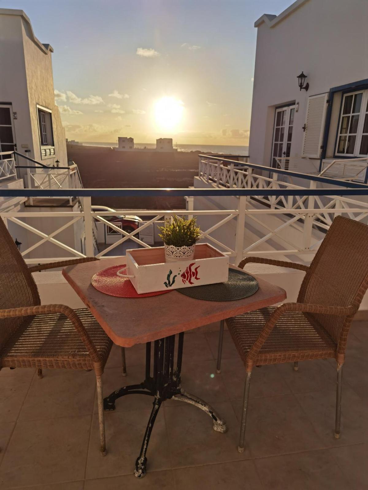 Ferienwohnung Atardecer La Santa Exterior foto